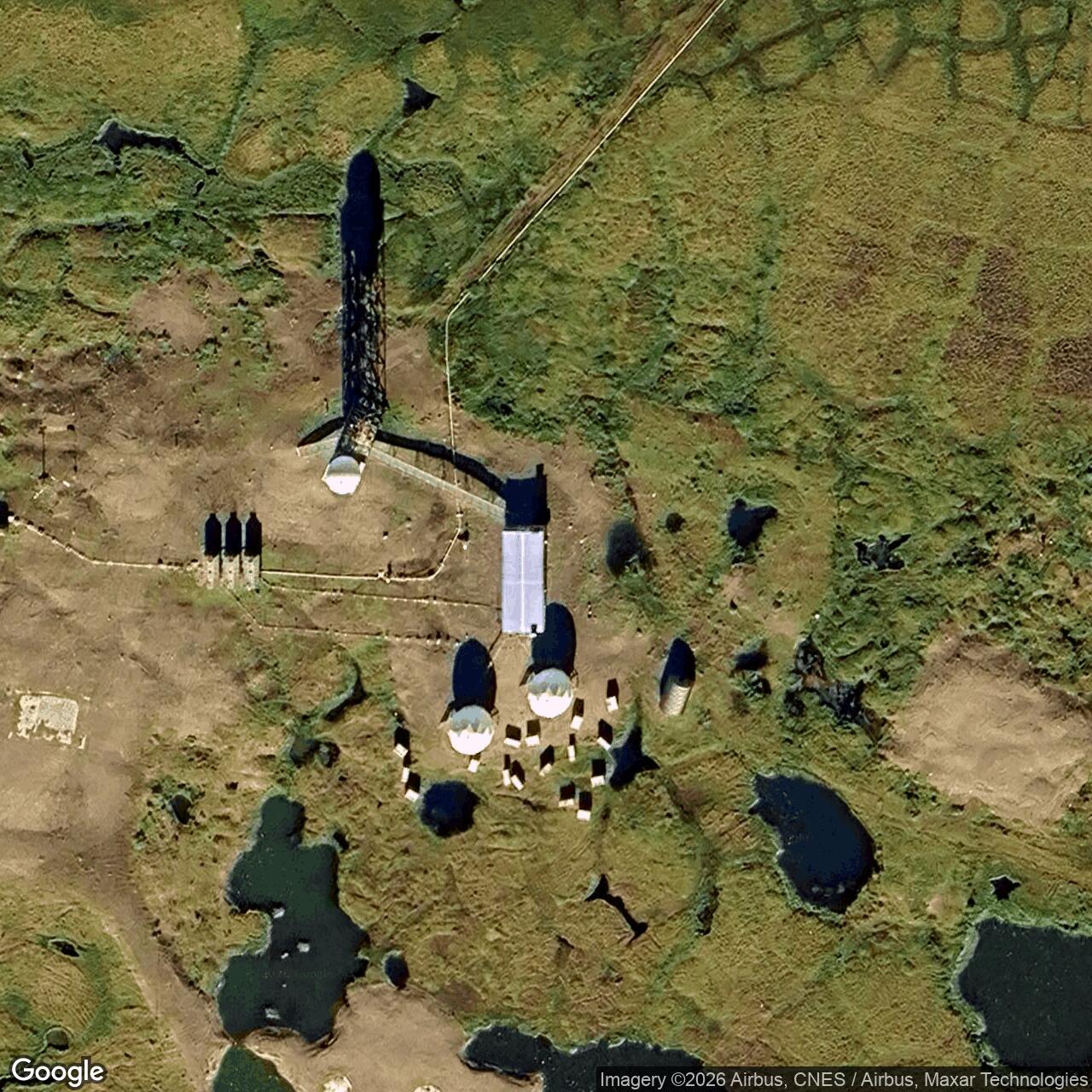 Current Google Satellite Image of Komakuk Beach DEW Line Station, 