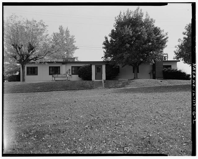 MESS HALL, RIGHT SIDE, LOOKING EAST