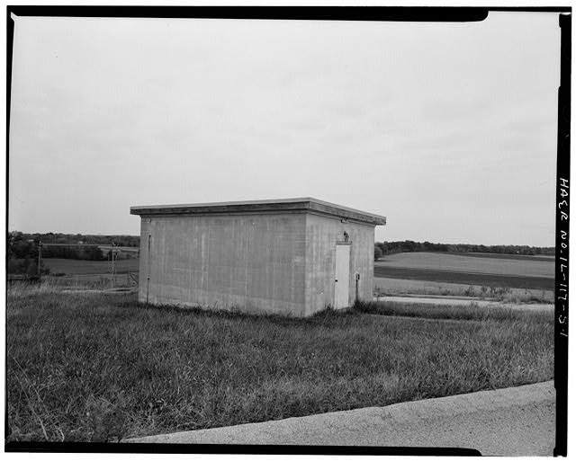 WATER TREATMENT PUMPING AND STORAGE BUILDING, FRONT AND LEFT SIDES, LOOKING NORTHEAST