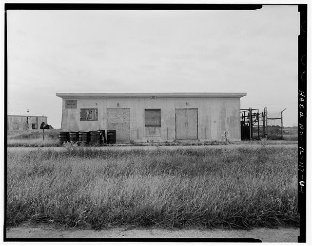 GENERATOR BUILDING No. 3, FRONT, LOOKING NORTHWEST