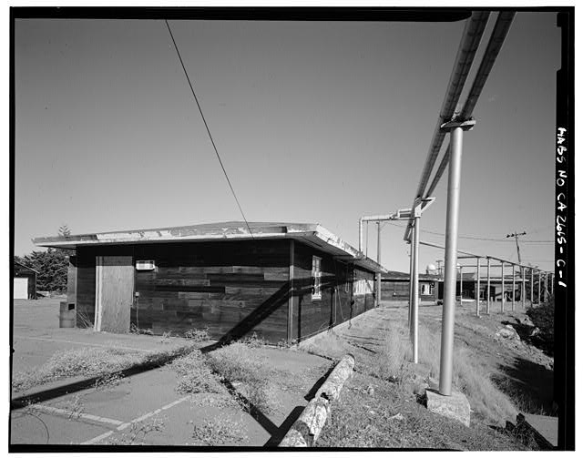 Mill Valley Early Radar Station EXTERIOR OF CIVIL ENGINEERING MAINTENANCE SHOP, BUILDING 103, LOOKING NORTH.