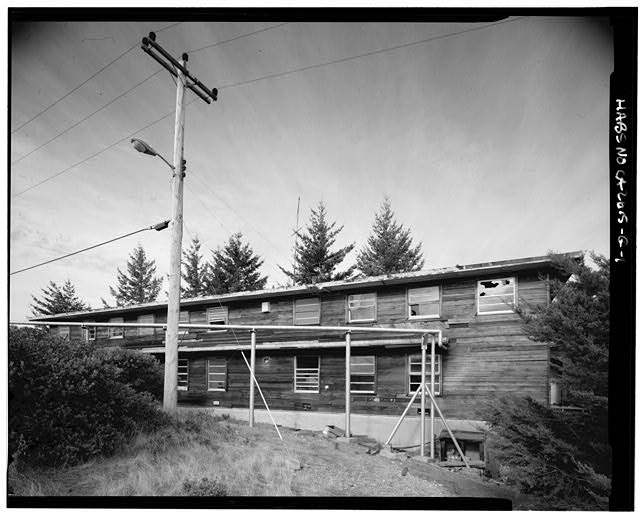 Mill Valley Early Warning Radar EXTERIOR OBLIQUE VIEW OF BUILDING 201, LOOKING WEST-NORTHWEST.