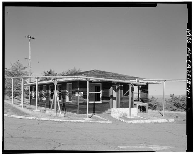 Mill Valley Early Warning Radar  EXTERIOR OF ADMINISTRATION BUILDING 202, LOOKING NORTH-NORTHWEST.