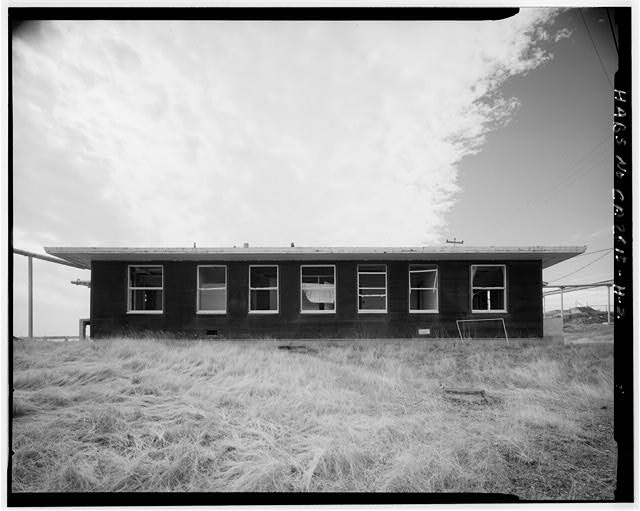 Mill Valley Early Warning Radar EXTERIOR EAST ELEVATION VIEW OF ADMINISTRATION BUILDING 202, LOOKING SOUTH.