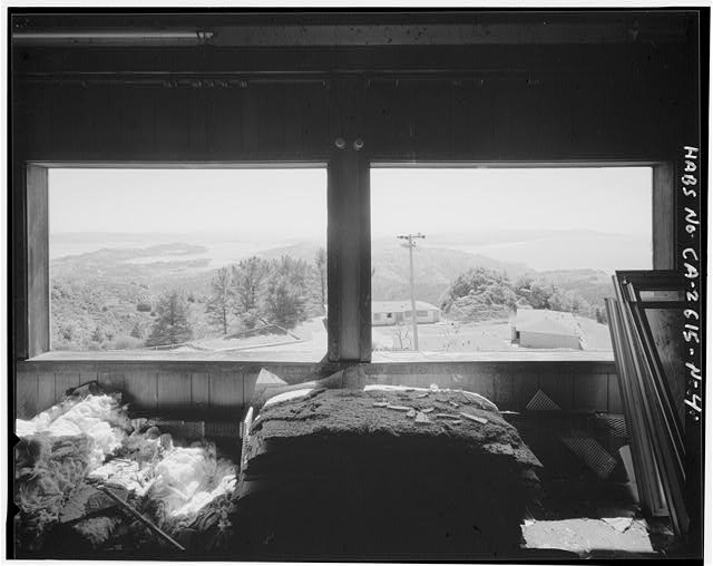 Mill Valley Early Warning Radar Station INTERIOR VIEW OF BUILDING 218, LOOKING NORTHEAST.