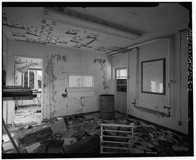 Mill Valley Early Warning Radar Station INTERIOR OF BCE BUILDING 223, LOOKING NORTHWEST. 