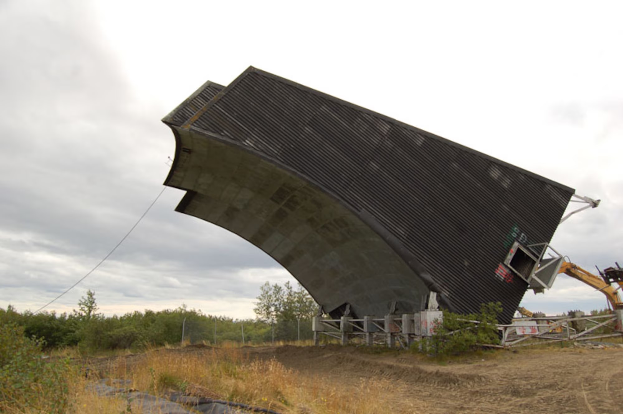 Bethel White Alice final billboard antenna during 2011 demolition