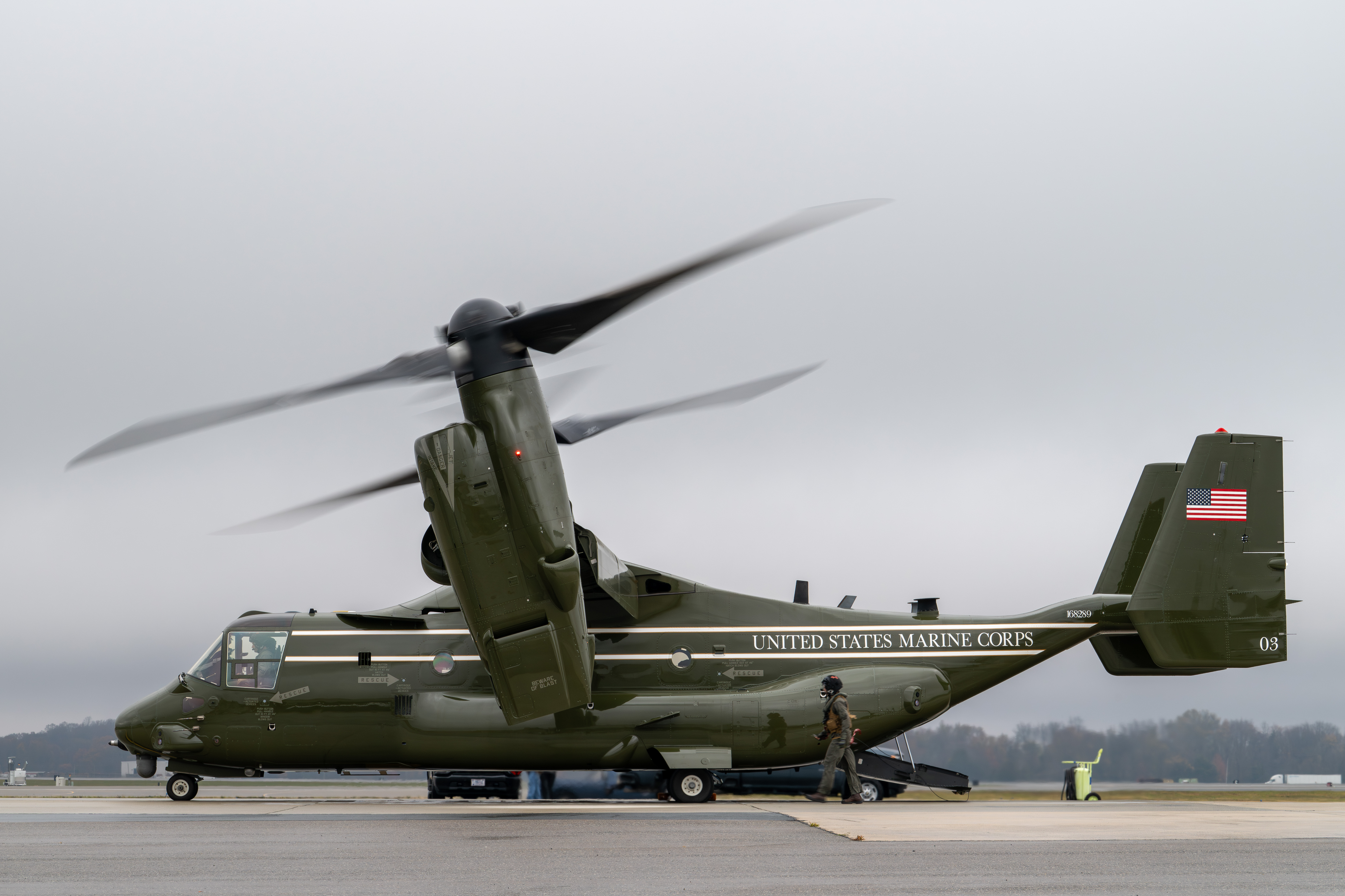 U.S. Marine Corps MV-22B Osprey arrives at Dover Air Force Base, Delaware, Nov. 19, 2025