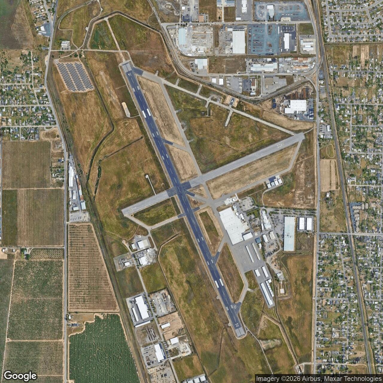 Current Google Satellite Image of Marysville Army Air Field / Alicia Airport / Yuba County Airport, California