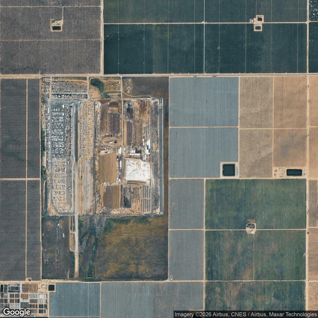 Current Google Satellite Image of Poso Auxiliary Field No. 6 / Poso-Kern County Airport, California