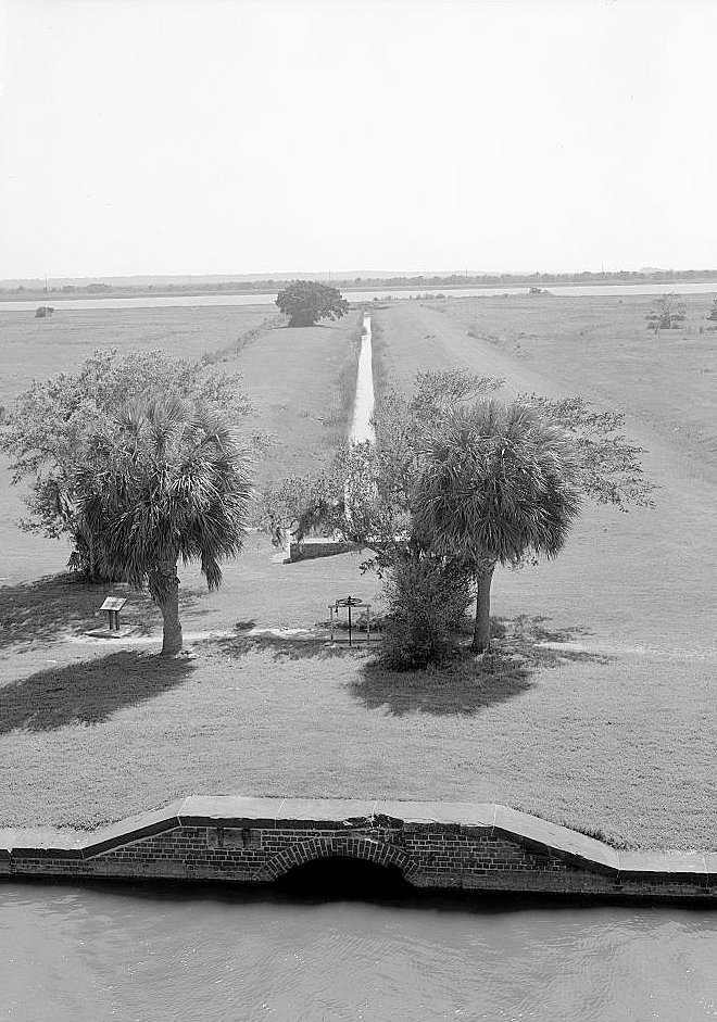 Historic View Looking from Tidal Gate to the Channel in 1998.