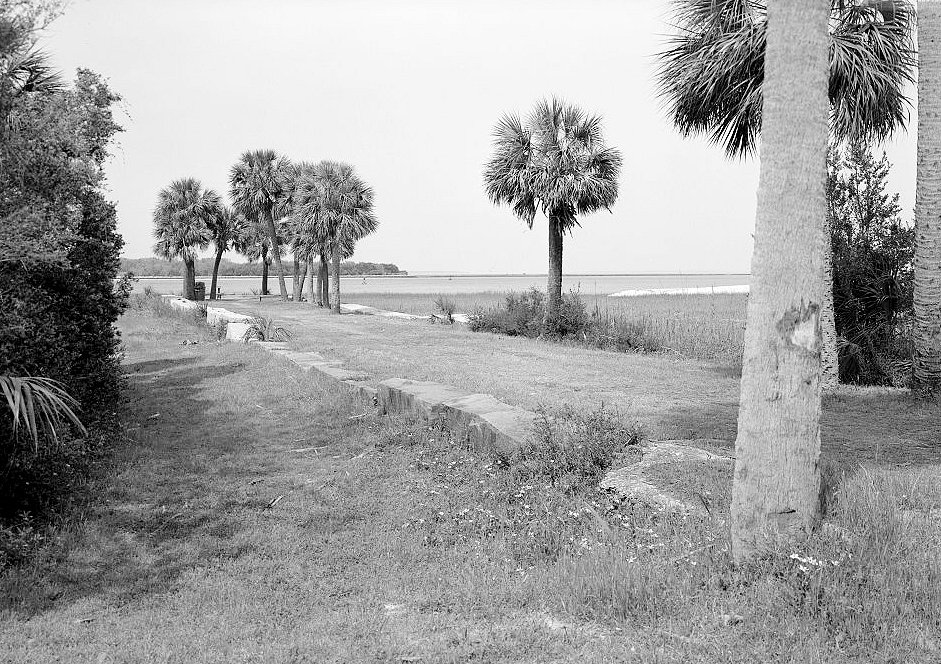 View of the North Pier Vicinity
