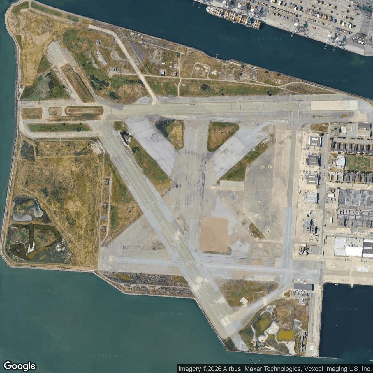 /navy_base/ca/images/alameda-nas-satimage.jpg